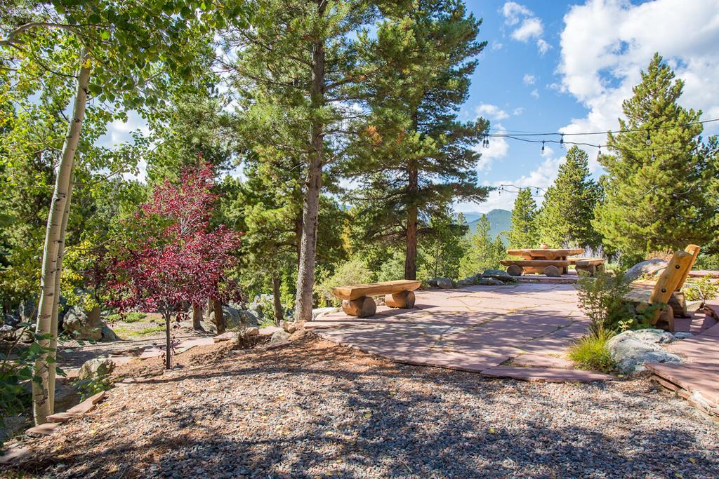 Blue Sky Mountain Ranch Black Hawk Exterior photo